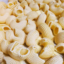 Load image into Gallery viewer, Pasta Lover's Meal Basket Special