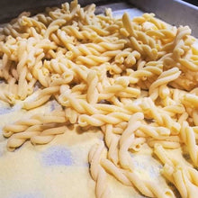 Load image into Gallery viewer, Pasta Lover's Meal Basket Special